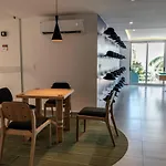 Luxury Condo, 1Br 1Ba, 200Mb, Gym Sauna Cinema
