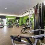 Luxury Condo, 1Br 1Ba, 200Mb, Gym Sauna Cinema